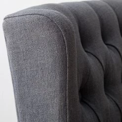 Maison Belfort Chaise de bar Nola - Tissu - Chêne massif - Gris foncé / Chêne foncé 27 Maison Belfort Chaise de bar Nola - Tissu - Chêne massif - Gris foncé / Chêne foncé -Meubles de salle à manger Soldes Magasin 1000008130 210301 11225600008 DETAILS P000000001000008130