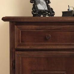 Montreux Buffet Arabella II - Tulipier partiellement massif - Teinté et lasuré à l'ancienne -Meubles de salle à manger Soldes Magasin 1000017483 040 GALLERYIMAGES P000000001000017483