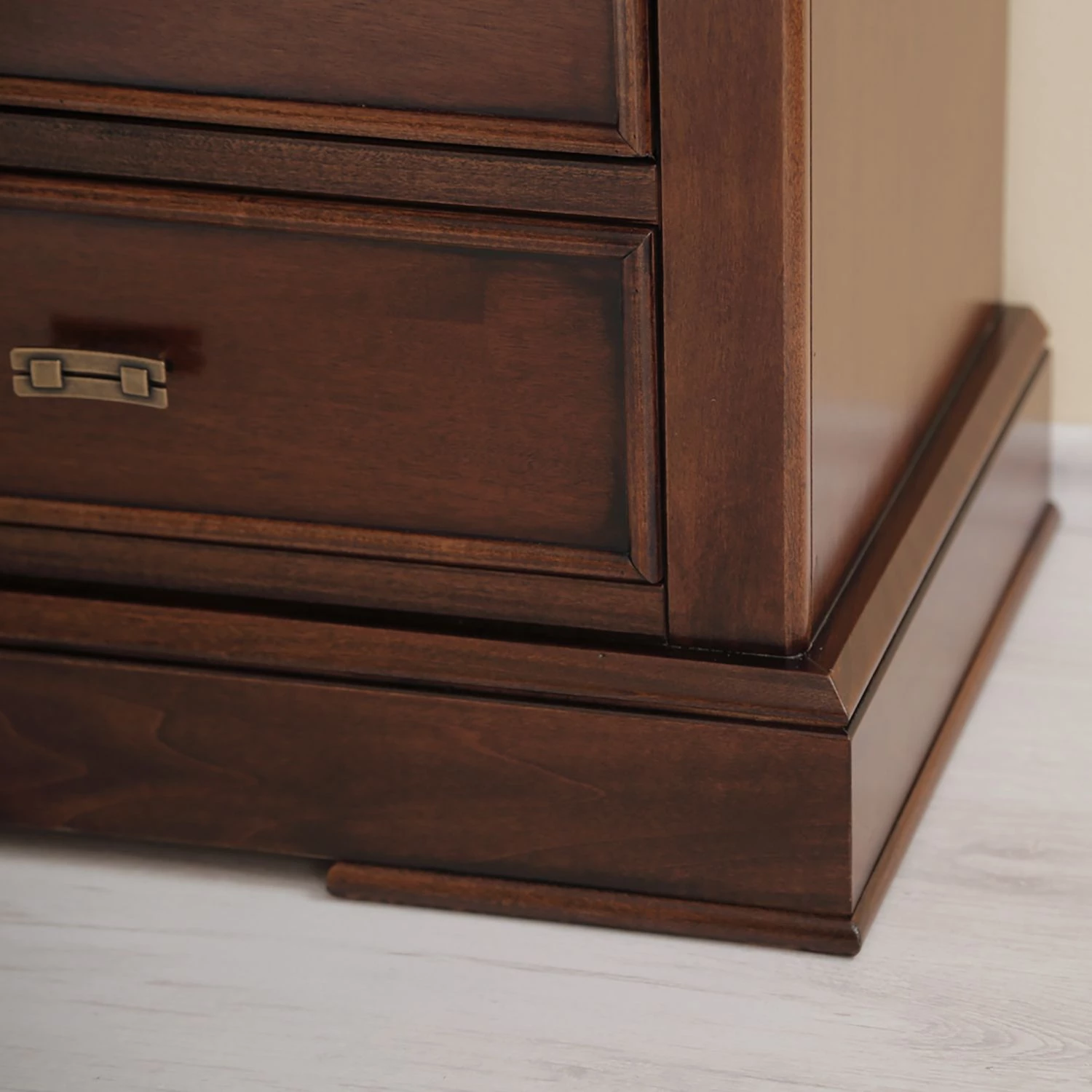 Montreux Vitrine Siena 12 Montreux Vitrine Siena – Image 12