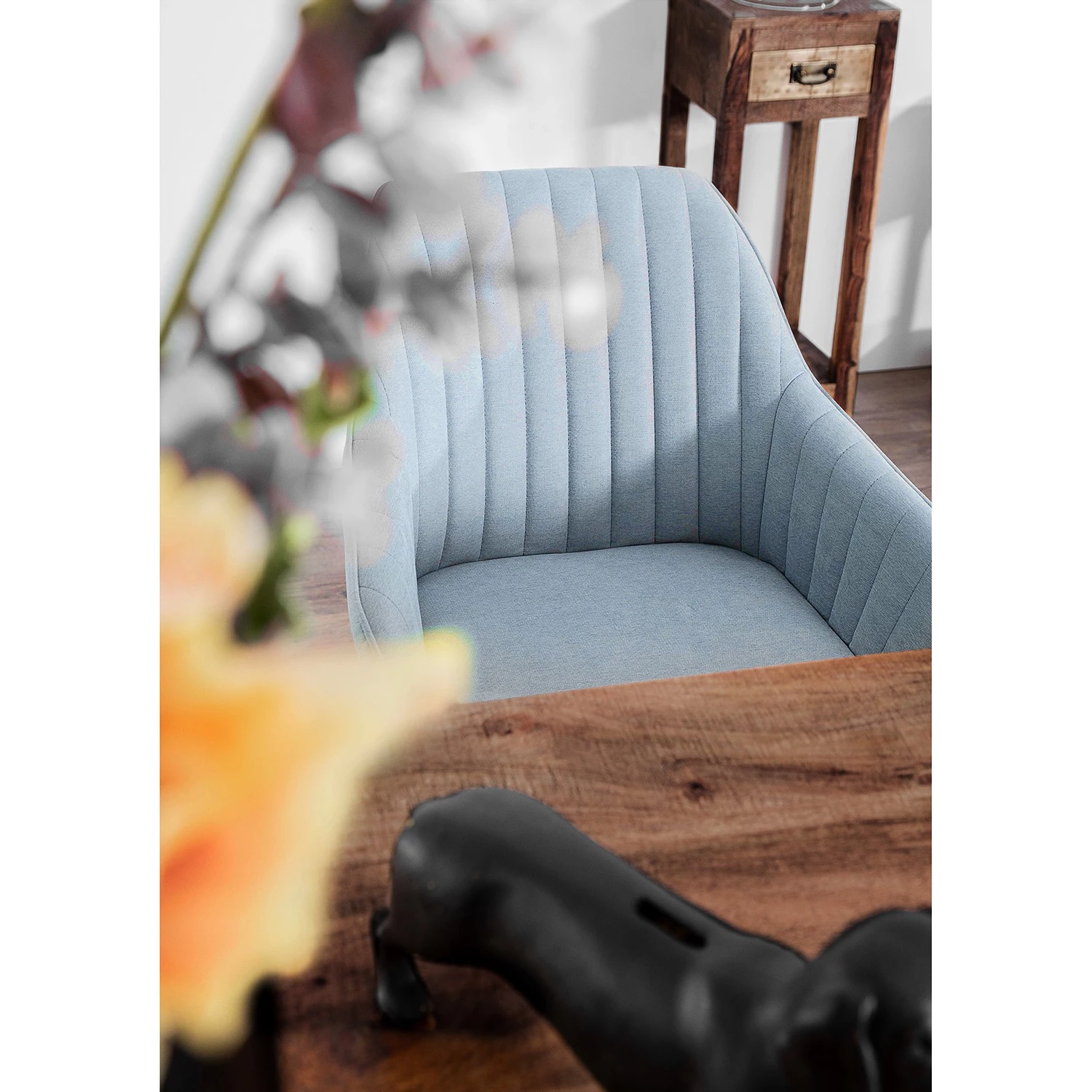 Mørteens Chaise à accoudoirs Ermelo I - rotatif - Tissu / Chêne massif - Bleu clair - 1 set 11 Mørteens Chaise à accoudoirs Ermelo I - rotatif - Tissu / Chêne massif - Bleu clair - 1 set – Image 11