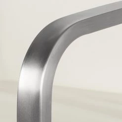 Fredriks Chaises cantilever Augusta I (lot de 2) - Cuir Aude: Créme - Avec accoudoirs -Meubles de salle à manger Soldes Magasin 1000064496 201021 10340800075 DETAILS P000000001000064496