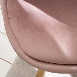 Mørteens Chaises capitonnées Aledas IV - Rose vieilli - Beige - Lot de 2 26 Mørteens Chaises capitonnées Aledas IV - Rose vieilli - Beige - Lot de 2 -Meubles de salle à manger Soldes Magasin 1000112670 200714 11435300014 DETAILS P000000001000112670