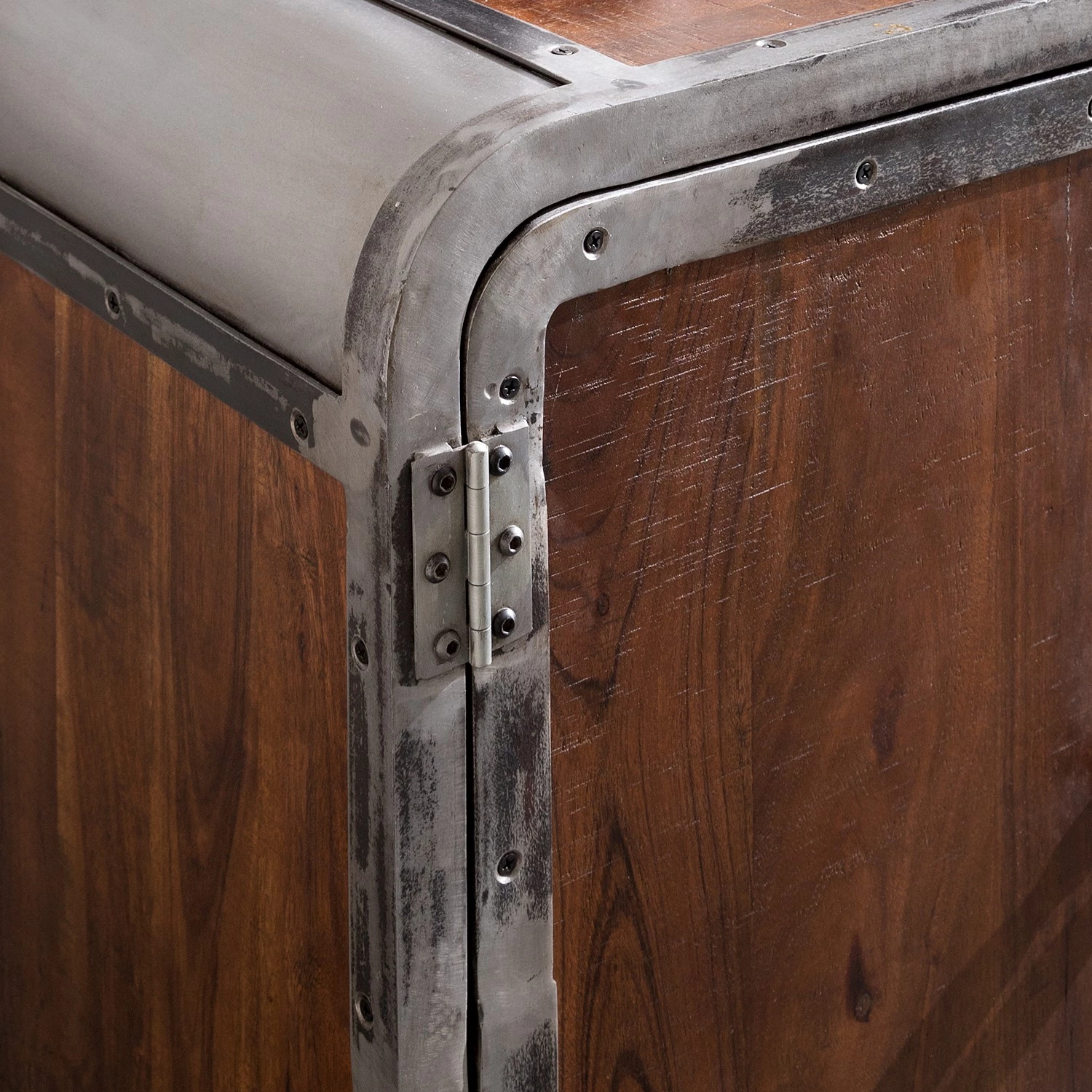 Ars manufacti Buffet Wharton II - Partiellement en acacia massif / Acier 10 Ars manufacti Buffet Wharton II - Partiellement en acacia massif / Acier – Image 10