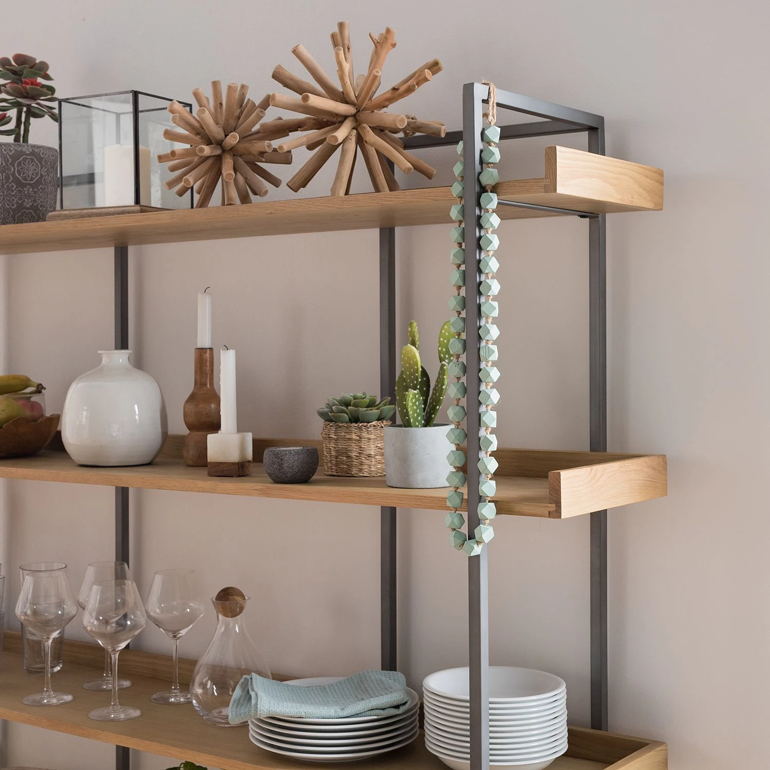 Ars manufacti Bibliothèque Dharai II - Placage en bois véritable / Métal - Chêne / Argenté 9 Ars manufacti Bibliothèque Dharai II - Placage en bois véritable / Métal - Chêne / Argenté – Image 9