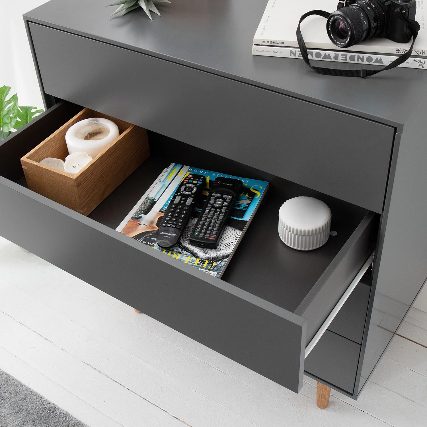 Mørteens Commode Lindholm I - Partiellement en chêne massif - Gris 9 Mørteens Commode Lindholm I - Partiellement en chêne massif - Gris – Image 9