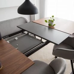 Studio Copenhagen Table extensible Rogo - Placage en noyer / Métal - Noyer / Noir -Meubles de salle à manger Soldes Magasin 1000123491 190523 11235900008 GALLERYIMAGES P000000001000123491