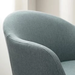 Mørteens Chaise à accoudoirs Hallund I - Tissu - Gris pigeon 20 Mørteens Chaise à accoudoirs Hallund I - Tissu - Gris pigeon -Meubles de salle à manger Soldes Magasin 1000123815 200720 06384600004 DETAILS P000000001000123815