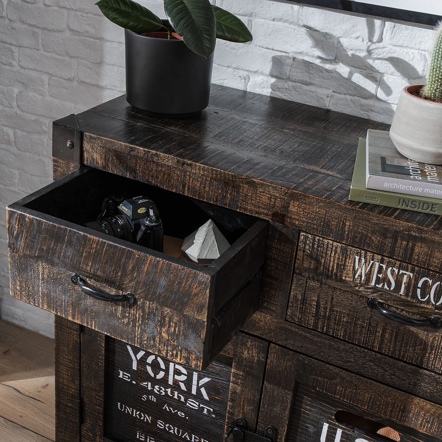 Ars manufacti Buffet Keyport I - Manguier massif 13 Ars manufacti Buffet Keyport I - Manguier massif – Image 13