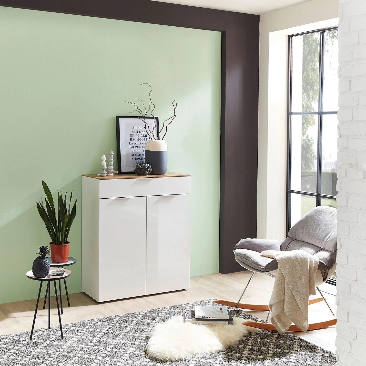 Germania Buffet étroit Cetano - Blanc brillant / Imitation chêne de Navarre 2 Germania Buffet étroit Cetano - Blanc brillant / Imitation chêne de Navarre – Image 2