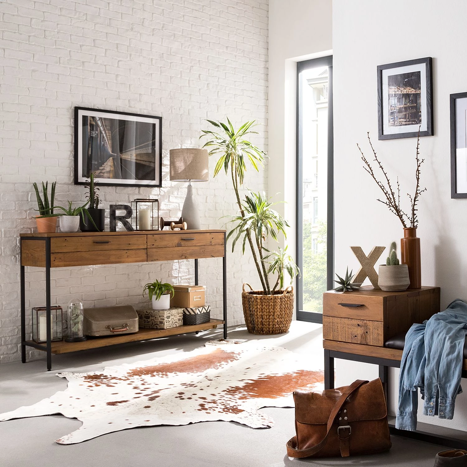 Ars manufacti Console Grasby - Pin massif / Métal - Pin / Noir 2 Ars manufacti Console Grasby - Pin massif / Métal - Pin / Noir – Image 2