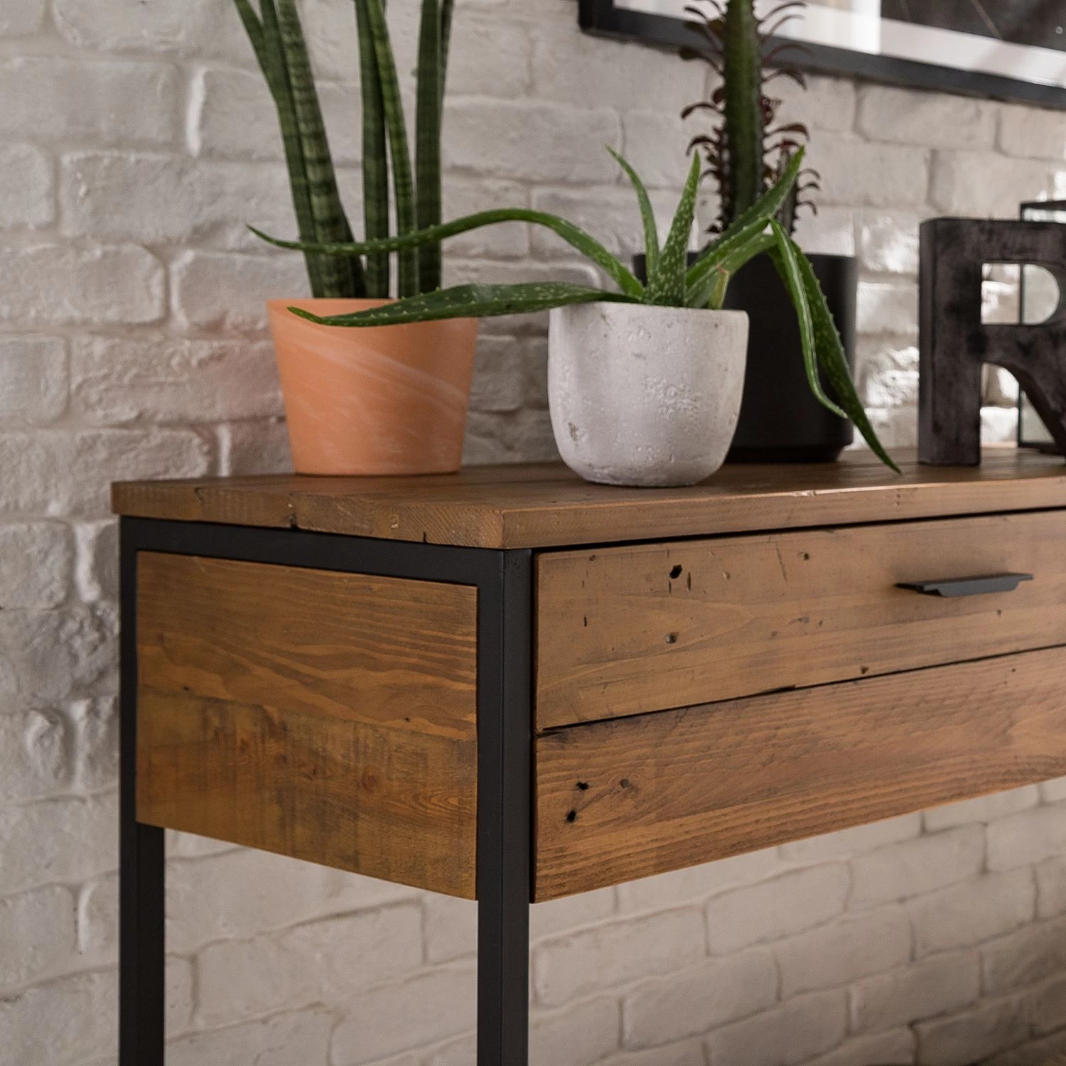 Ars manufacti Console Grasby - Pin massif / Métal - Pin / Noir 6 Ars manufacti Console Grasby - Pin massif / Métal - Pin / Noir – Image 6