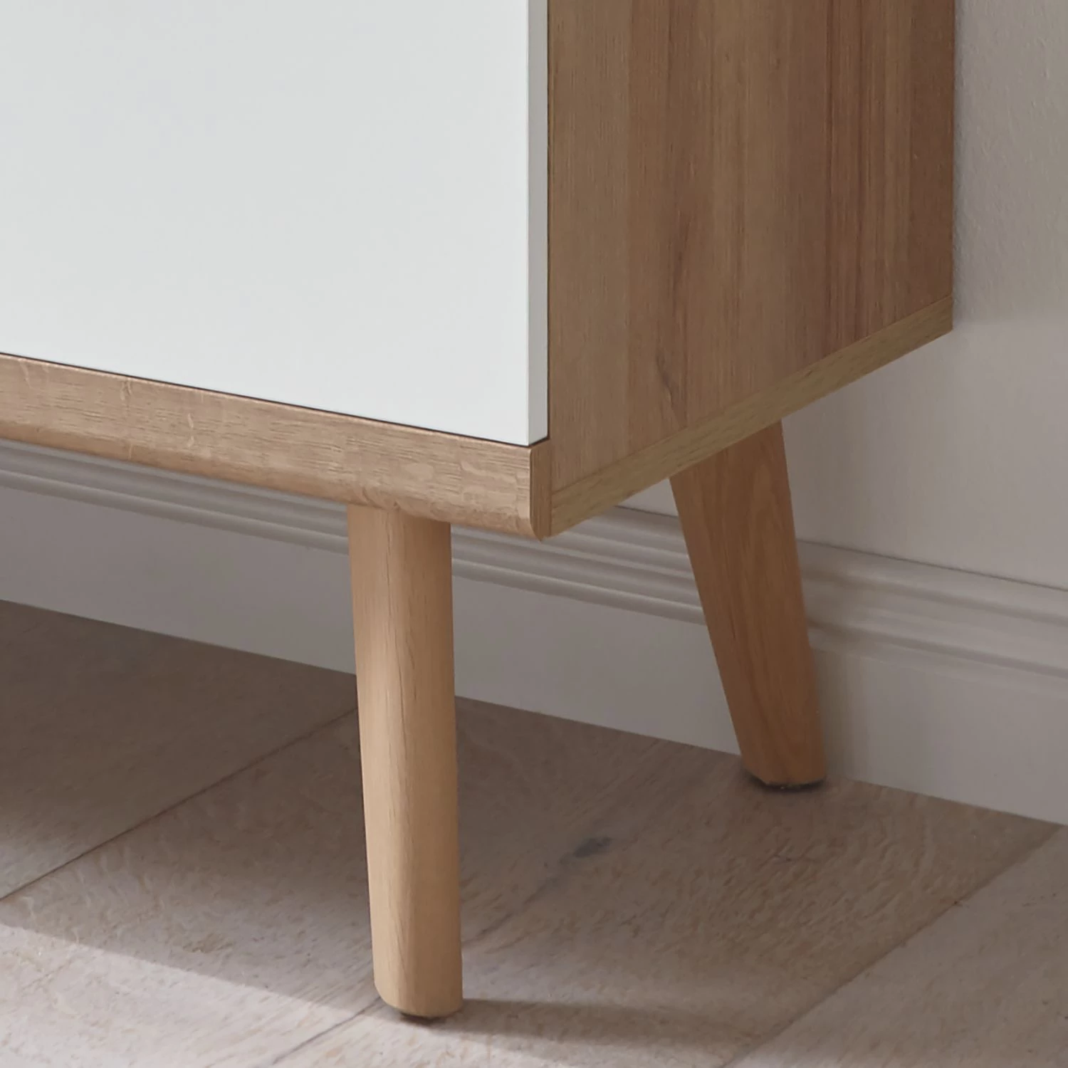 Norrwood Vitrine Gyland - Blanc matt / Imitation chêne Riviera 9 Norrwood Vitrine Gyland - Blanc matt / Imitation chêne Riviera – Image 9