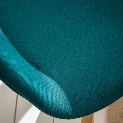 Mørteens Chaise à accoudoirs Buggio - Tissu / Hévéa massif - Tissu Cors: Pétrole - 1 chaise -Meubles de salle à manger Soldes Magasin 1000164525 210208 08242400030 DETAILS P000000001000164525