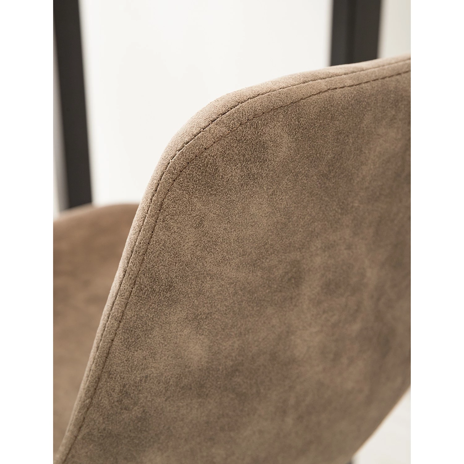 Ars manufacti Chaises de bar Luhi (lot de 2) - Microfibre / Acier - Limon vintage 11 Ars manufacti Chaises de bar Luhi (lot de 2) - Microfibre / Acier - Limon vintage – Image 11