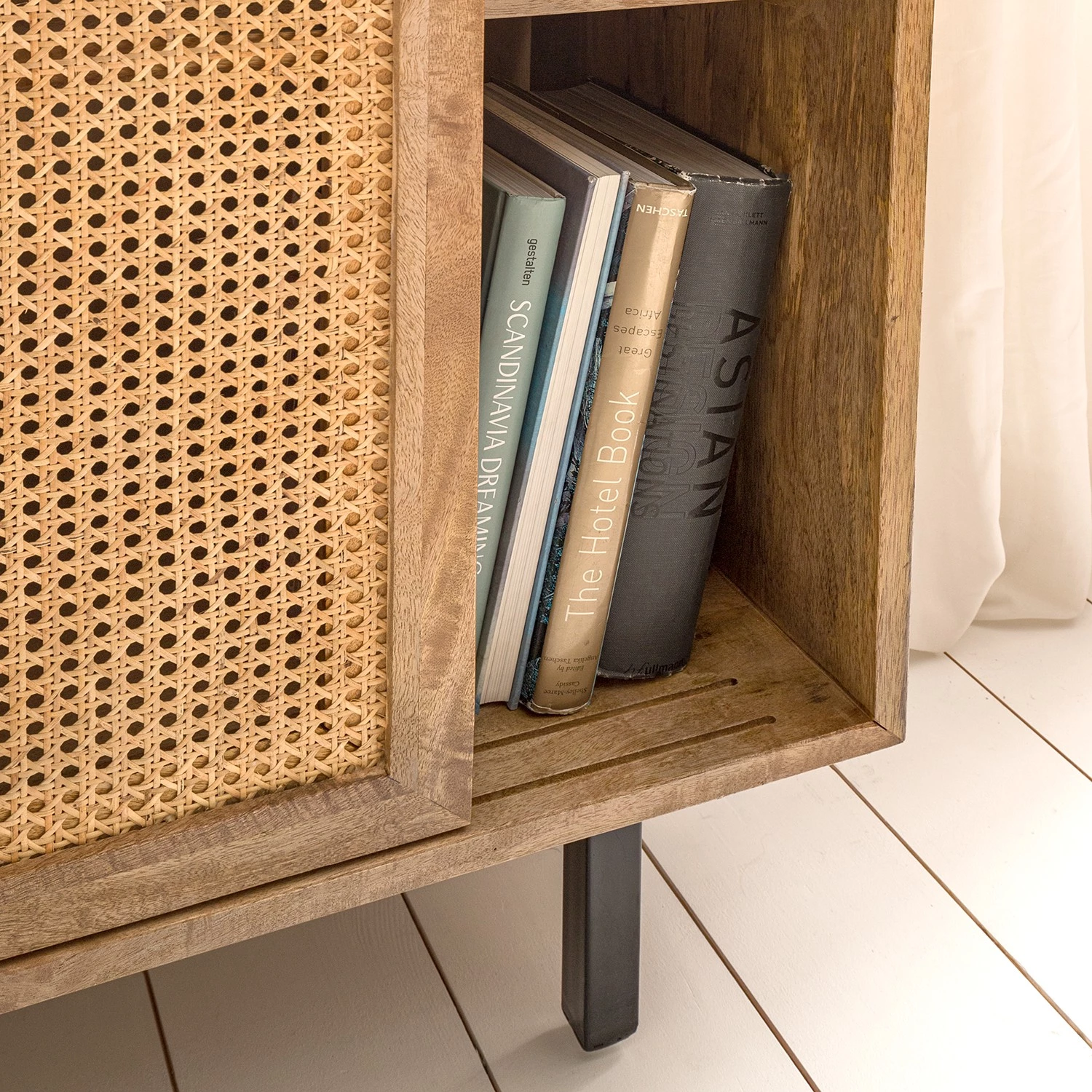 Ars manufacti Buffet haut Vina - Manguier massif / Rotin - Manguier / Noir 18 Ars manufacti Buffet haut Vina - Manguier massif / Rotin - Manguier / Noir – Image 18