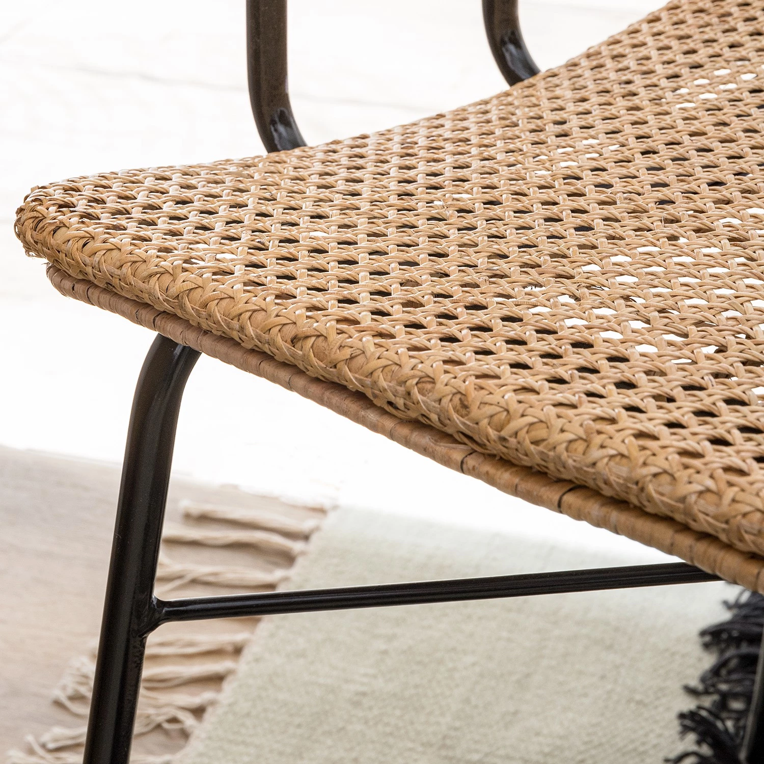 Ars manufacti Chaise Vina I - Rotin / Métal - Rotin / Noir 8 Ars manufacti Chaise Vina I - Rotin / Métal - Rotin / Noir – Image 8