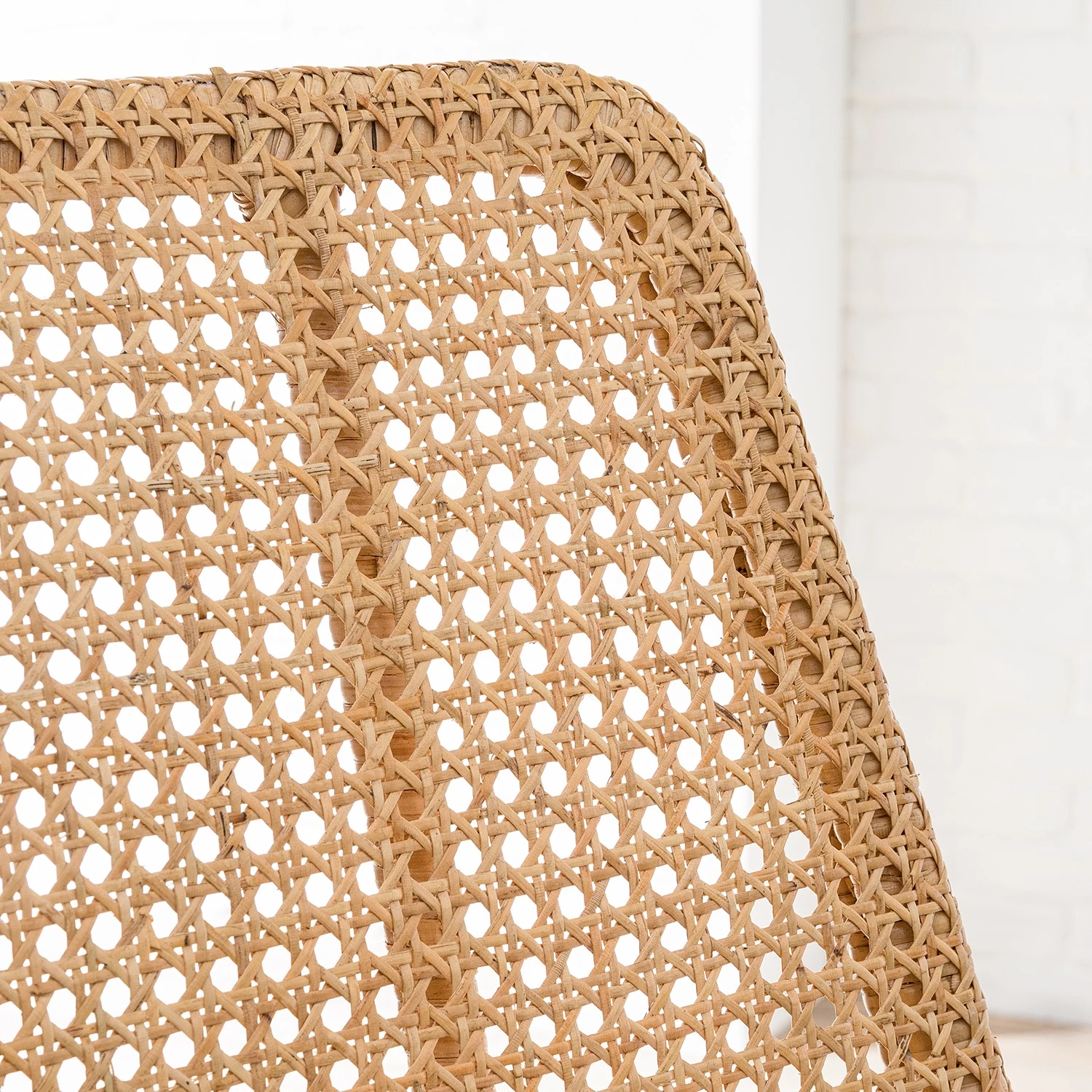 Ars manufacti Chaise Vina I - Rotin / Métal - Rotin / Noir 9 Ars manufacti Chaise Vina I - Rotin / Métal - Rotin / Noir – Image 9