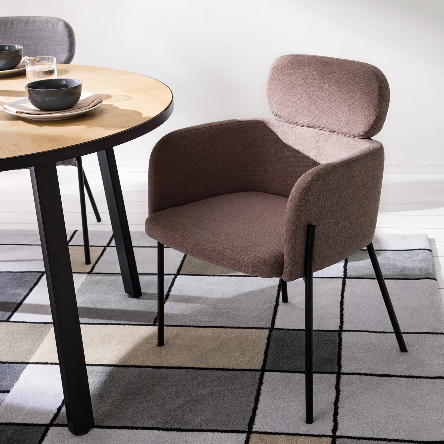 Mørteens Chaises à accoudoirs Menly - Tissu / Métal - Noir - Rose vieilli 4 Mørteens Chaises à accoudoirs Menly - Tissu / Métal - Noir - Rose vieilli – Image 4