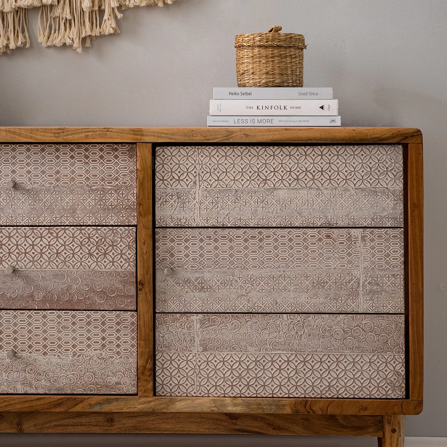 Ars manufacti Buffet bas Buuda - Partiellement en acacia massif - Écru / Acacia 3 Ars manufacti Buffet bas Buuda - Partiellement en acacia massif - Écru / Acacia – Image 3