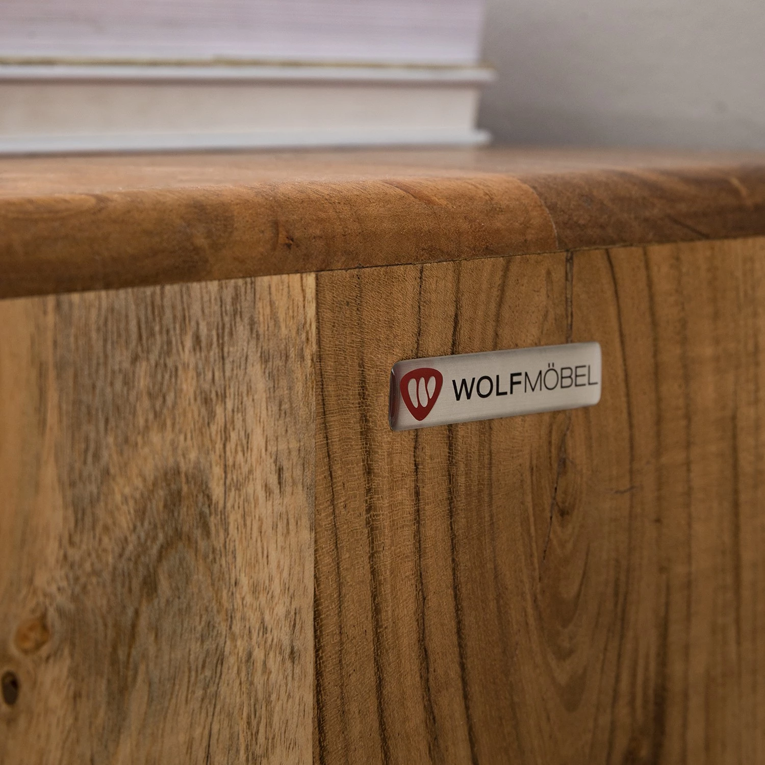 Ars manufacti Buffet bas Buuda - Partiellement en acacia massif - Écru / Acacia 8 Ars manufacti Buffet bas Buuda - Partiellement en acacia massif - Écru / Acacia – Image 8