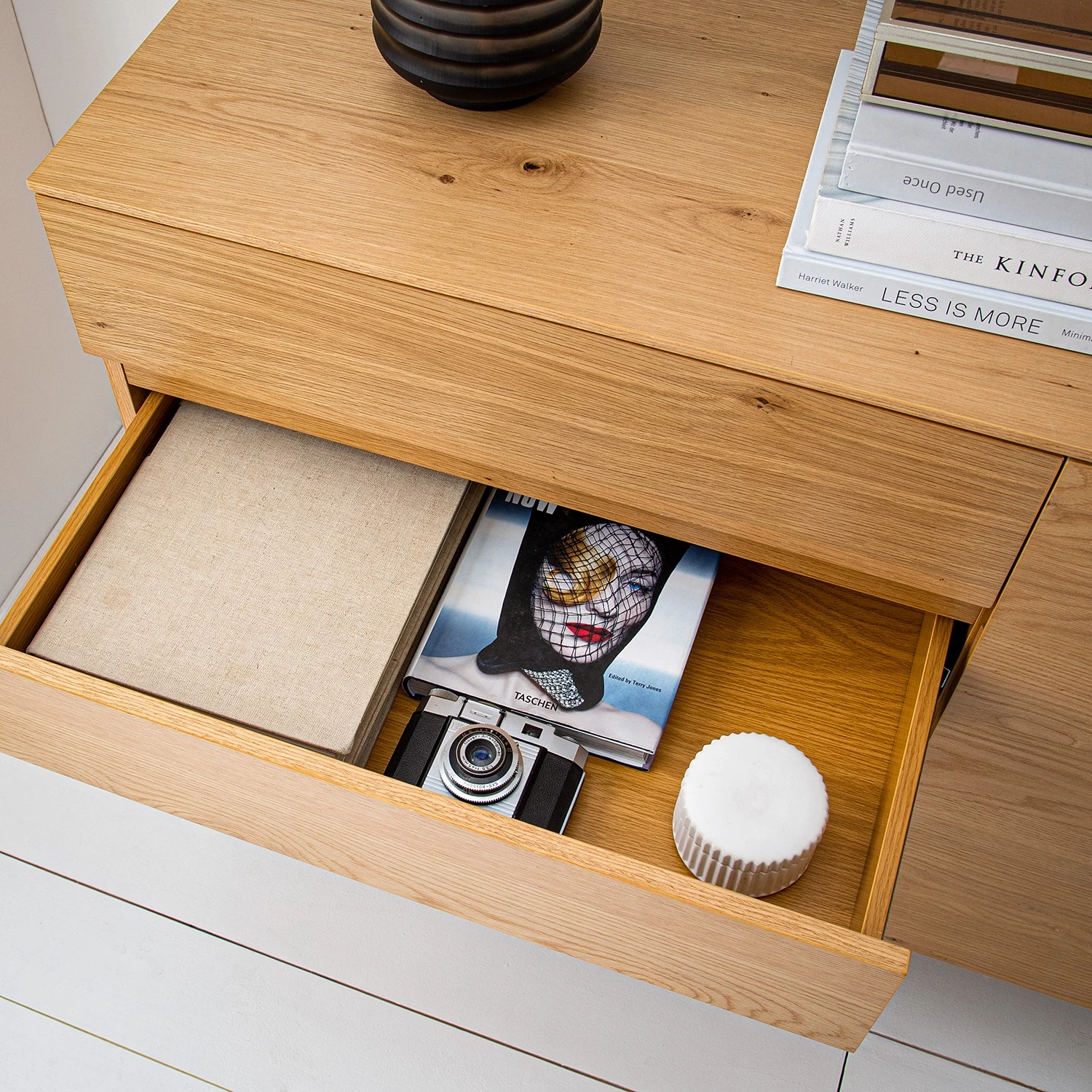 Ars Natura Commode Nozza - Placage en bois véritable - Chêne / Noir 7 Ars Natura Commode Nozza - Placage en bois véritable - Chêne / Noir – Image 7