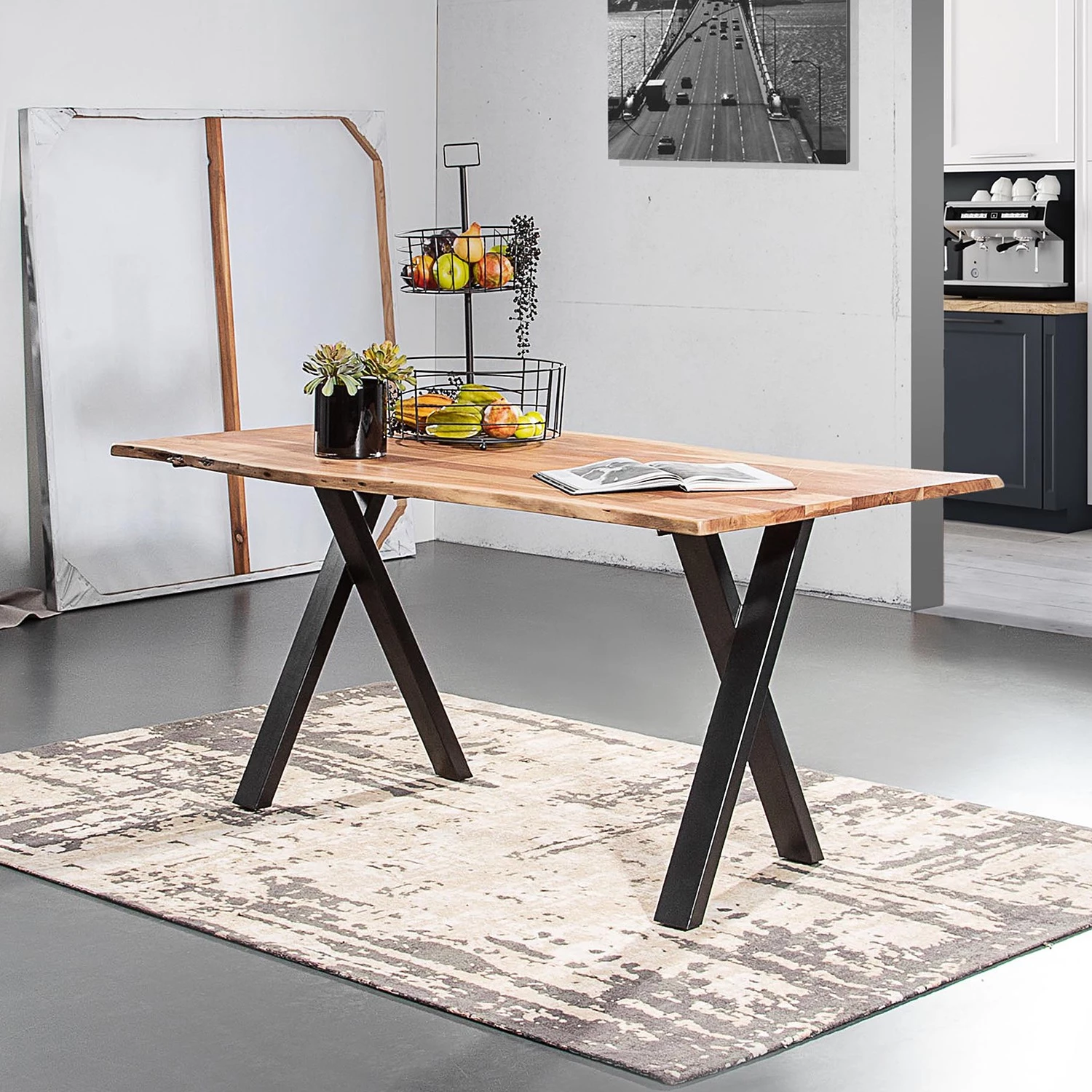 Red Living Table Woodford - Acacia massif / Métal - Acacia / Noir 3 Red Living Table Woodford - Acacia massif / Métal - Acacia / Noir – Image 3