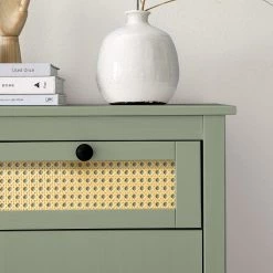 Maison Belfort Buffet Belleria - Pin massif - Vert olive clair 22 Maison Belfort Buffet Belleria - Pin massif - Vert olive clair -Meubles de salle à manger Soldes Magasin 1000193120 200831 12222700013 DETAILS P000000001000193120