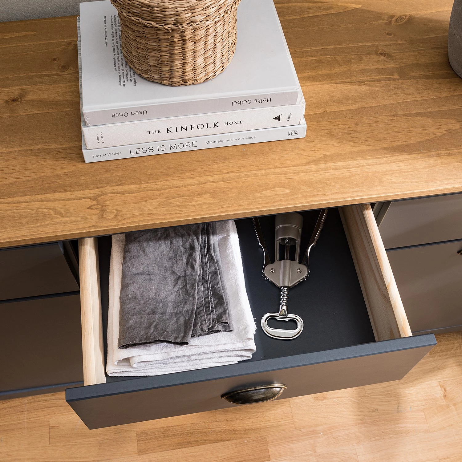 Maison Belfort Buffet Rivery - Pin massif - Anthracite 10 Maison Belfort Buffet Rivery - Pin massif - Anthracite – Image 10