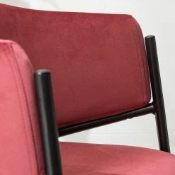 Mørteens Chaise à accoudoirs Koloa I - Velours / Acier - Bordeaux / Noir -Meubles de salle à manger Soldes Magasin 1000205088 201229 14352100004 DETAILS P000000001000205088