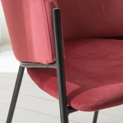 Mørteens Chaise à accoudoirs Koloa I - Velours / Acier - Bordeaux / Noir -Meubles de salle à manger Soldes Magasin 1000205088 201229 14352200005 DETAILS P000000001000205088