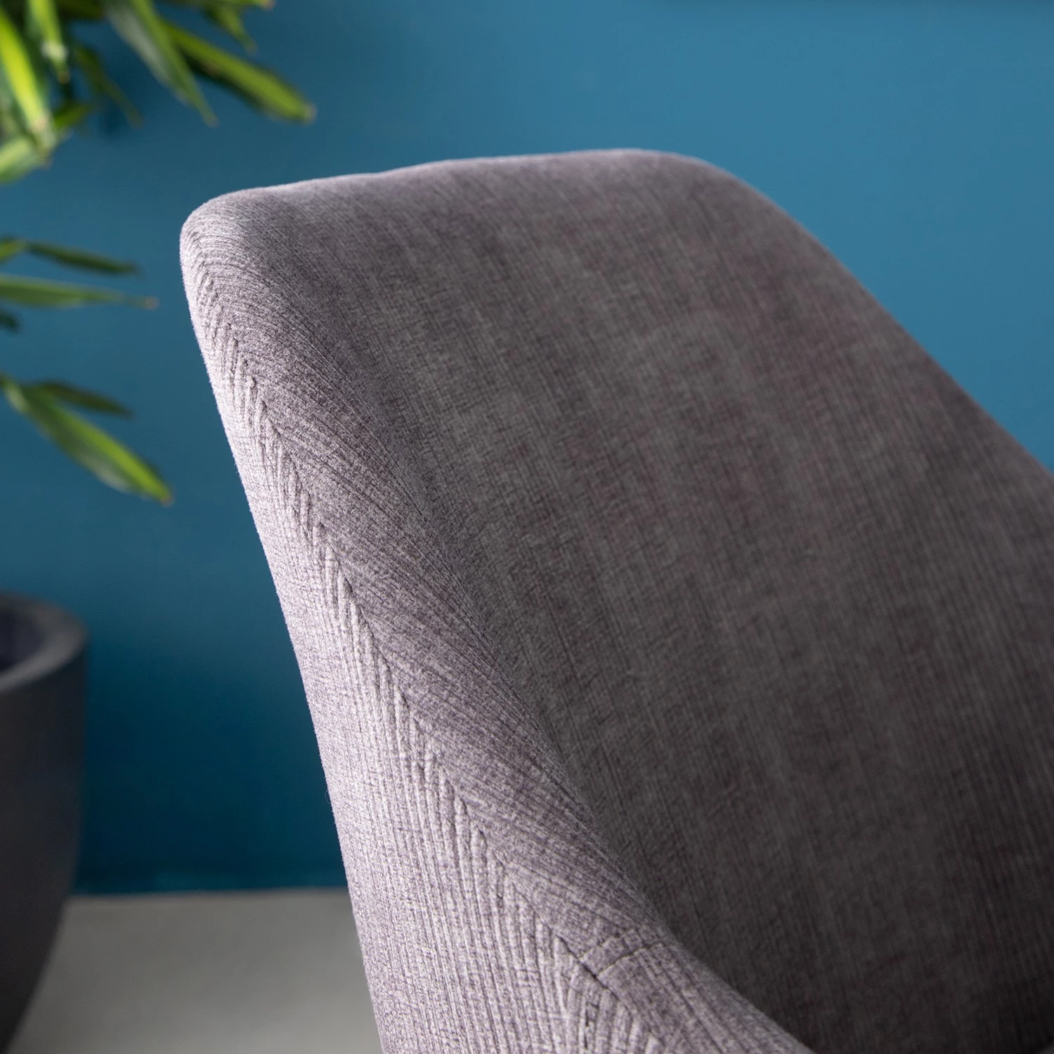 Jack & Alice Chaise capitonnée Richville - Velours côtelé / Fer - Gris / Noir 8 Jack & Alice Chaise capitonnée Richville - Velours côtelé / Fer - Gris / Noir – Image 8