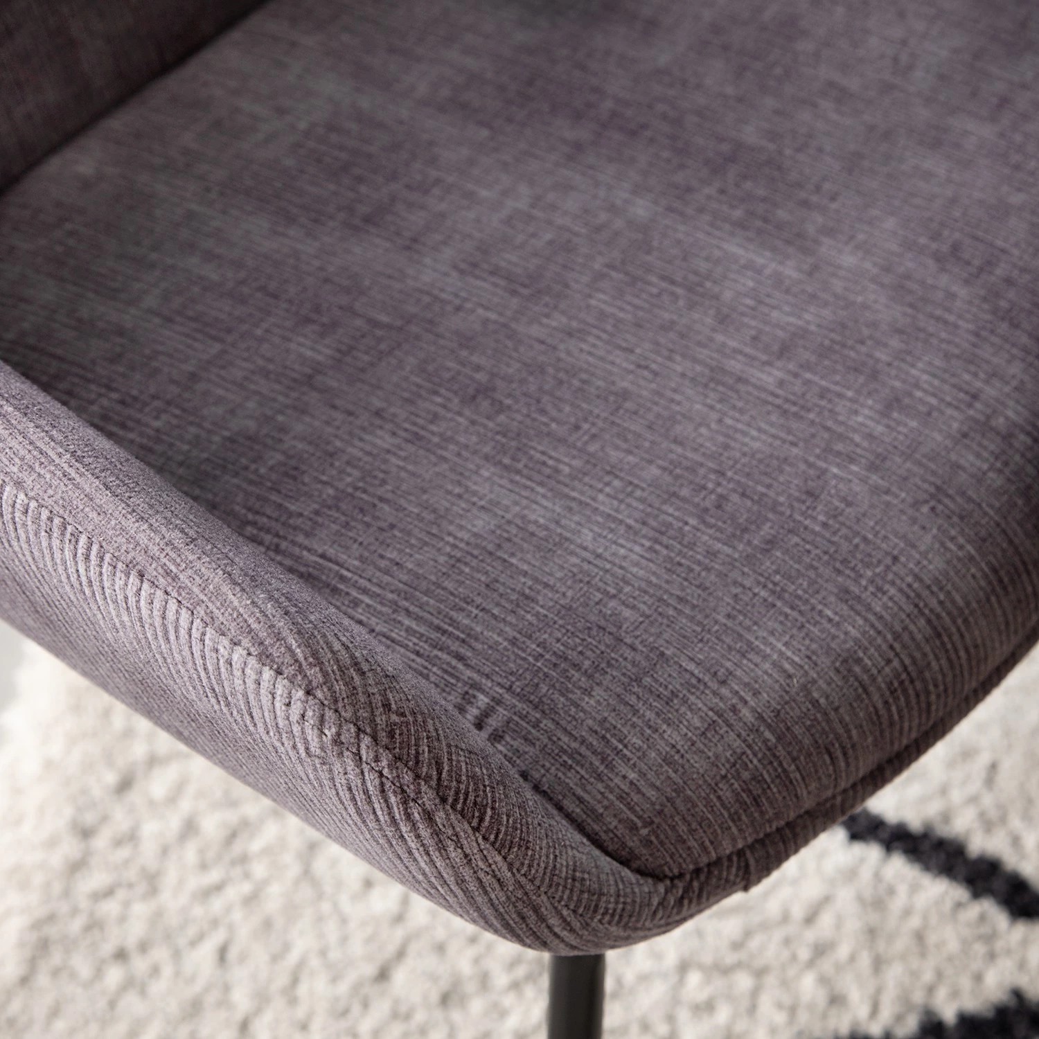 Jack & Alice Chaise capitonnée Richville - Velours côtelé / Fer - Gris / Noir 10 Jack & Alice Chaise capitonnée Richville - Velours côtelé / Fer - Gris / Noir – Image 10