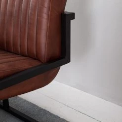 Ars manufacti Banquette Wylie - Cuir / Fer - Marron vintage / Noir 42 Ars manufacti Banquette Wylie - Cuir / Fer - Marron vintage / Noir -Meubles de salle à manger Soldes Magasin 1000215577 210505 15060600004 DETAILS P000000001000215577