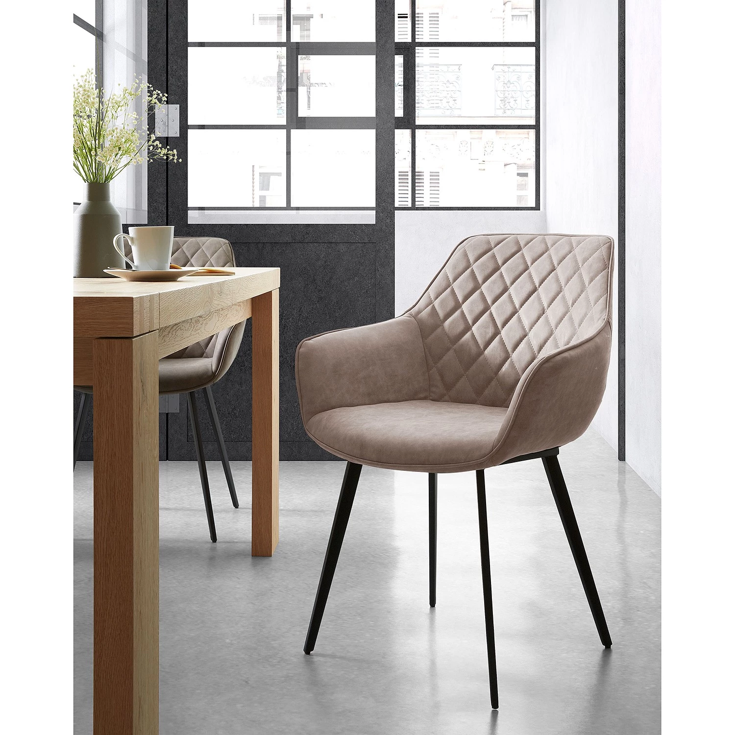 Red Living Chaises à accoudoirs Amira (lot de 2) - Imitation cuir / Acier - Noir - Sable vintage 2 Red Living Chaises à accoudoirs Amira (lot de 2) - Imitation cuir / Acier - Noir - Sable vintage – Image 2