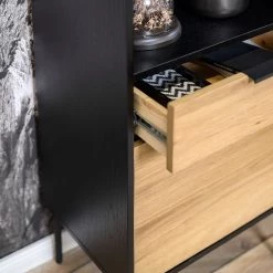 Studio Copenhagen Étagère Xavi - Placage en bois véritable / Métal - Chêne / Chêne noir 27 Studio Copenhagen Étagère Xavi - Placage en bois véritable / Métal - Chêne / Chêne noir -Meubles de salle à manger Soldes Magasin 1000218026 220107 12570100096 DETAILS P000000001000218026