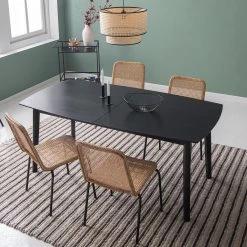 Mørteens Table Hanck - Partiellement en chêne massif - Chêne noir 24 Mørteens Table Hanck - Partiellement en chêne massif - Chêne noir -Meubles de salle à manger Soldes Magasin 1000218268 210420 14180000003 MOOD DETAILS P000000001000218268 mood