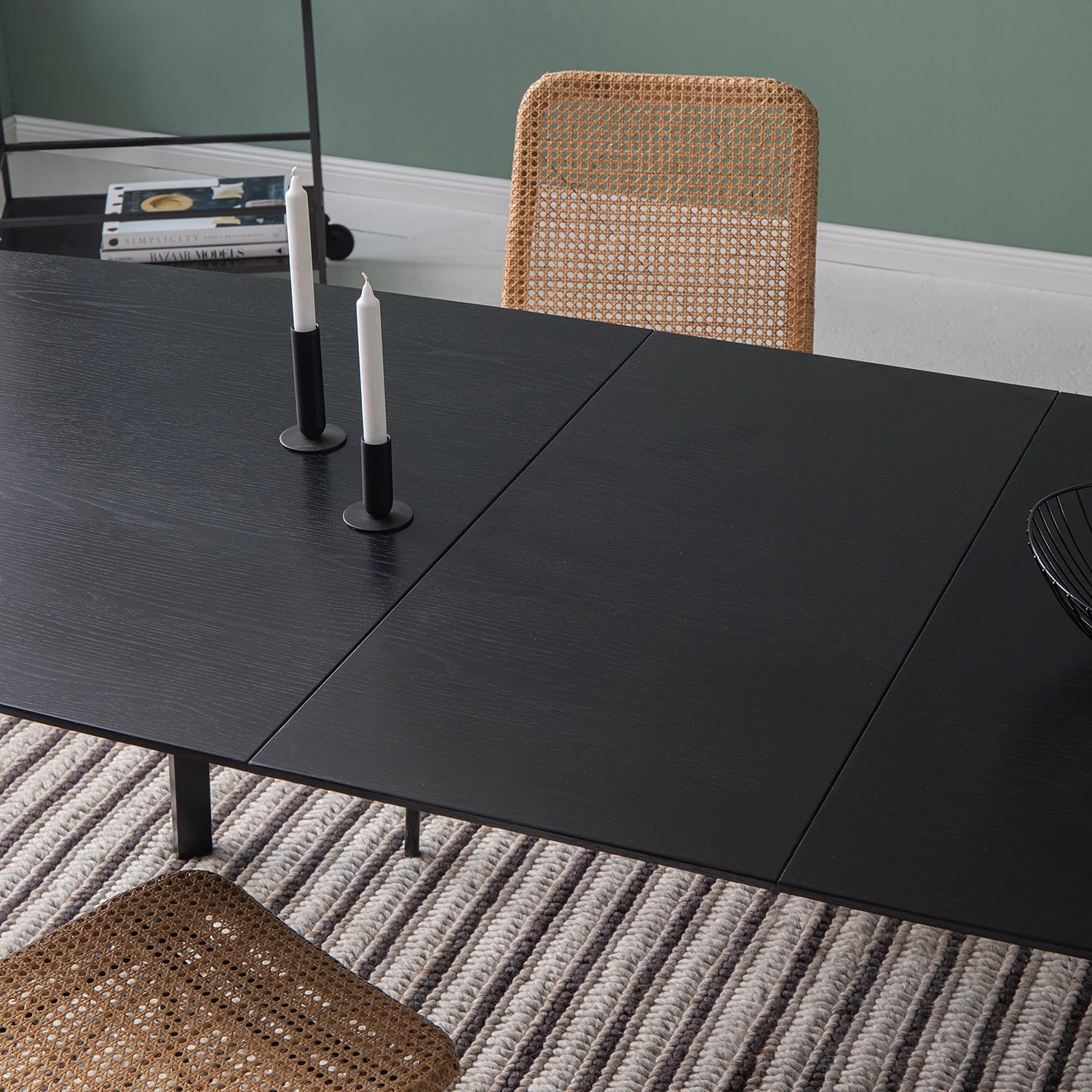 Mørteens Table Hanck - Partiellement en chêne massif - Chêne noir 13 Mørteens Table Hanck - Partiellement en chêne massif - Chêne noir – Image 13