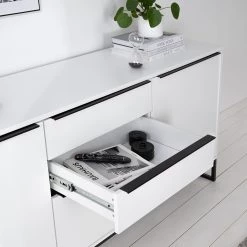 Fredriks Buffet White Hall II - Blanc mat / Noir -Meubles de salle à manger Soldes Magasin 1000218367 210521 08364500003 DETAILS P000000001000218367
