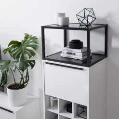 Fredriks Armoire White Hall II - Blanc mat / Noir -Meubles de salle à manger Soldes Magasin 1000218376 210316 08061800020 DETAILS P000000001000218376