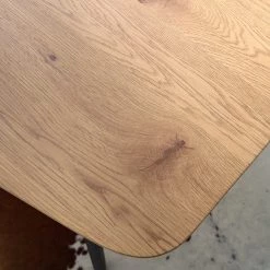 Ars manufacti Table Broomley - Métal - Imitation chêne / Noir mat -Meubles de salle à manger Soldes Magasin 1000219294 210312 08483300003 DETAILS P000000001000219294