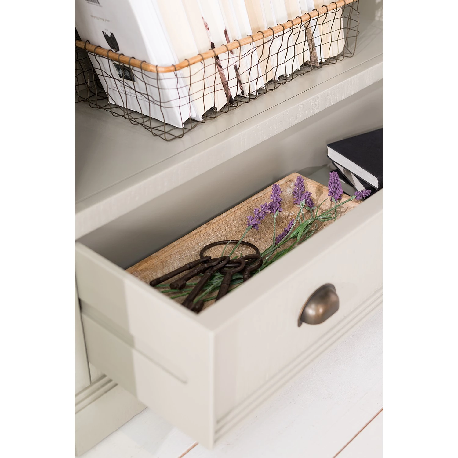 Maison Belfort Étagère Lavalle - Partiellement en pin massif - Pin / Gris clair 9 Maison Belfort Étagère Lavalle - Partiellement en pin massif - Pin / Gris clair – Image 9