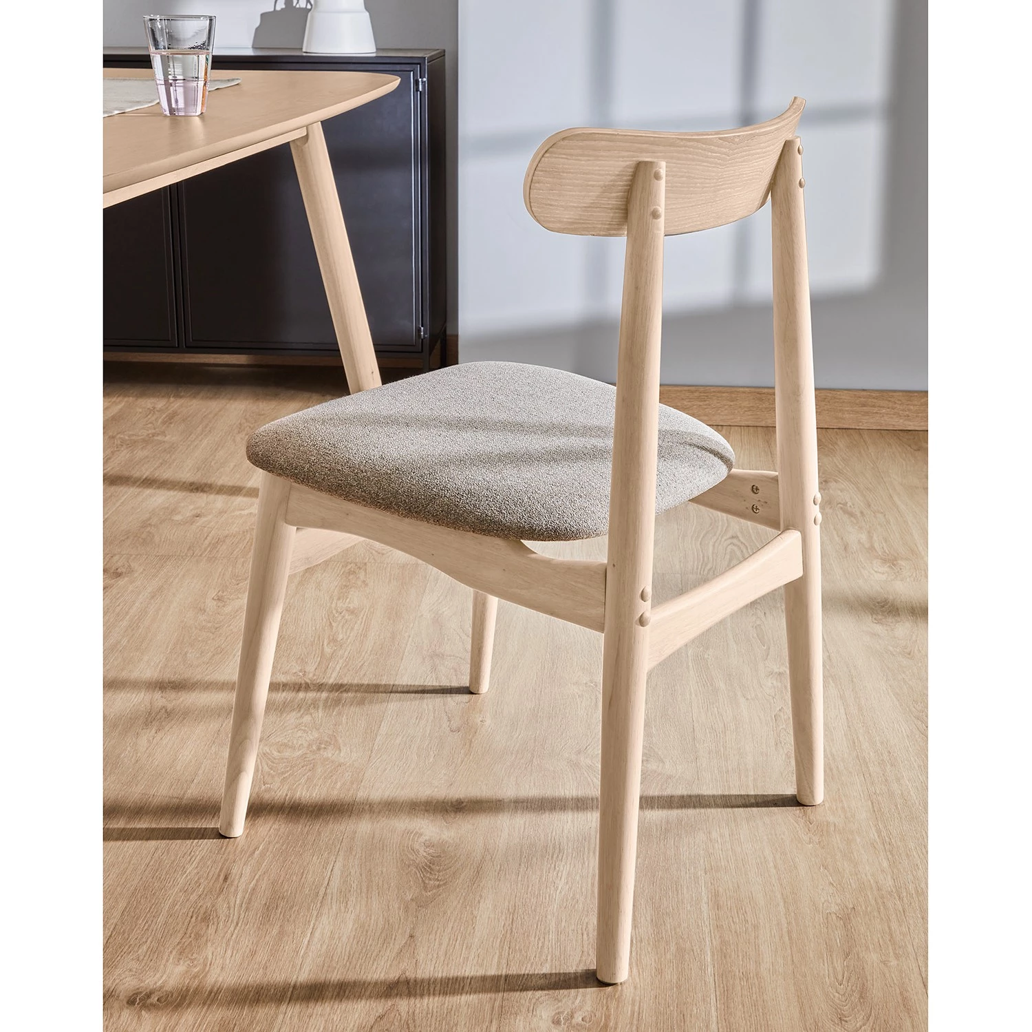 Norrwood Chaises Apukka (lot de 2) - Tissu / Hévéa massif - Sahara 8 Norrwood Chaises Apukka (lot de 2) - Tissu / Hévéa massif - Sahara – Image 8