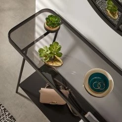 Red Living Console Kingswell - Verre / Métal - Gris / Noir 16 Red Living Console Kingswell - Verre / Métal - Gris / Noir -Meubles de salle à manger Soldes Magasin 1000226423 200928 15151900065 DETAILS P000000001000226423