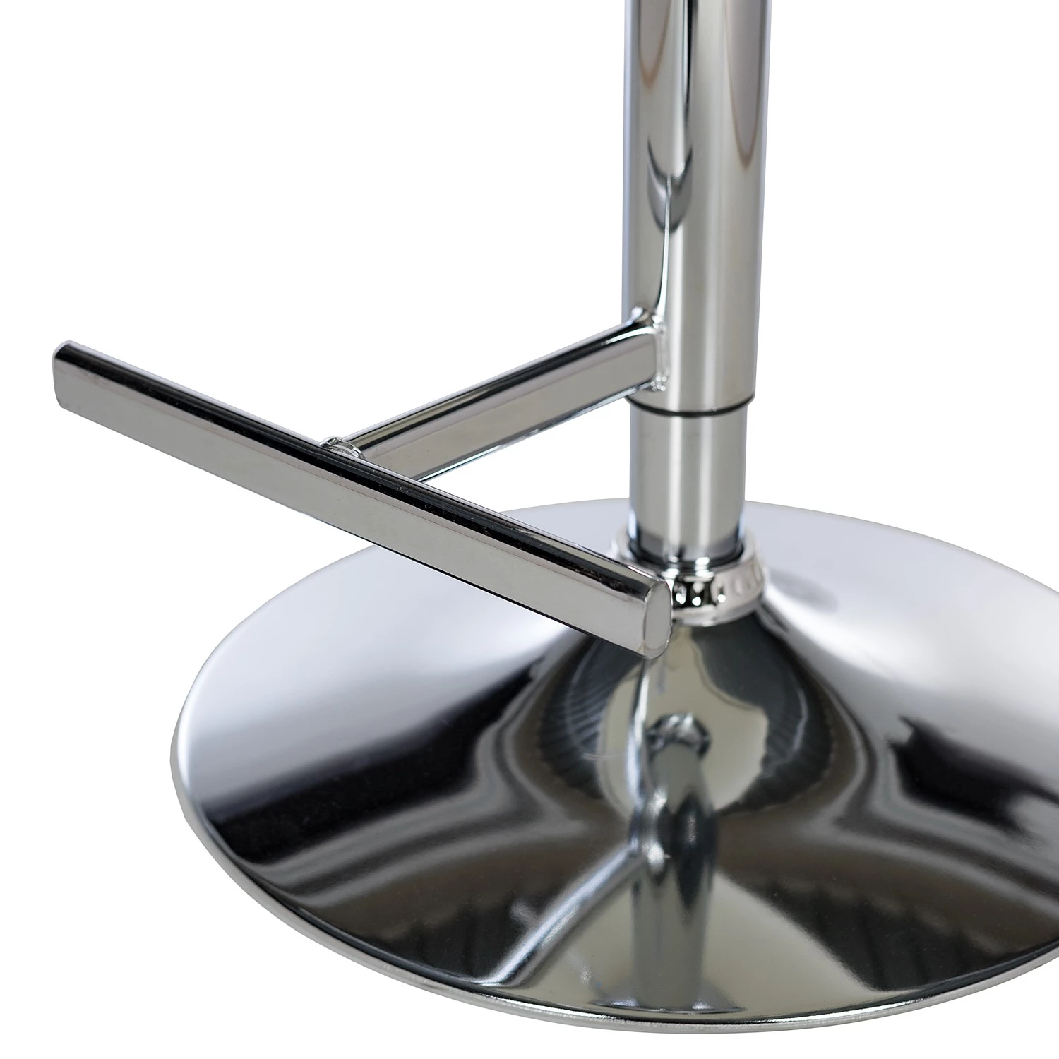 Loftscape Chaises de bar Yoncalla (lot de 2) - Imitation cuir / Métal - Noir et blanc - Chrome 7 Loftscape Chaises de bar Yoncalla (lot de 2) - Imitation cuir / Métal - Noir et blanc - Chrome – Image 7