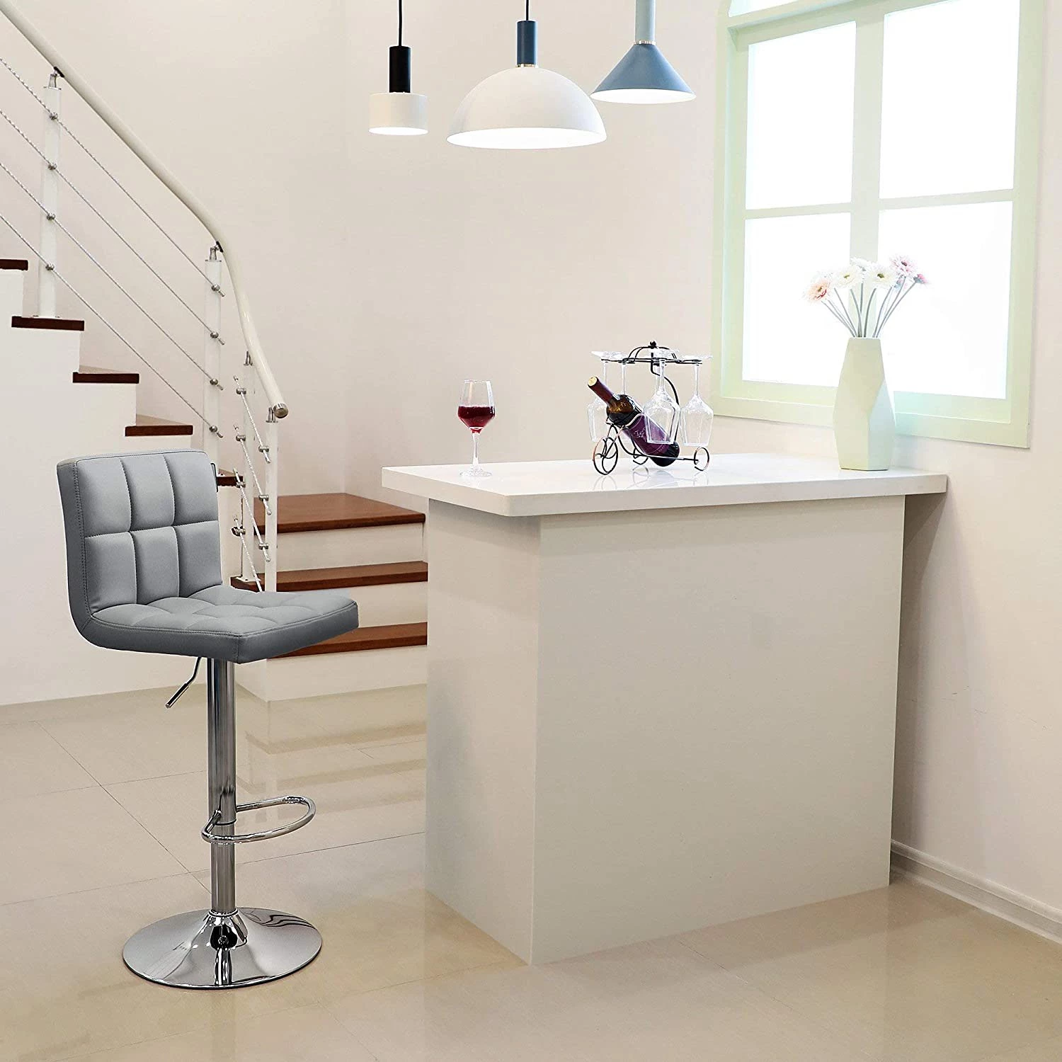 Loftscape Chaises de bar Marcon (lot de 2) - Imitation cuir / Fer - Gris / Chrome 2 Loftscape Chaises de bar Marcon (lot de 2) - Imitation cuir / Fer - Gris / Chrome – Image 2