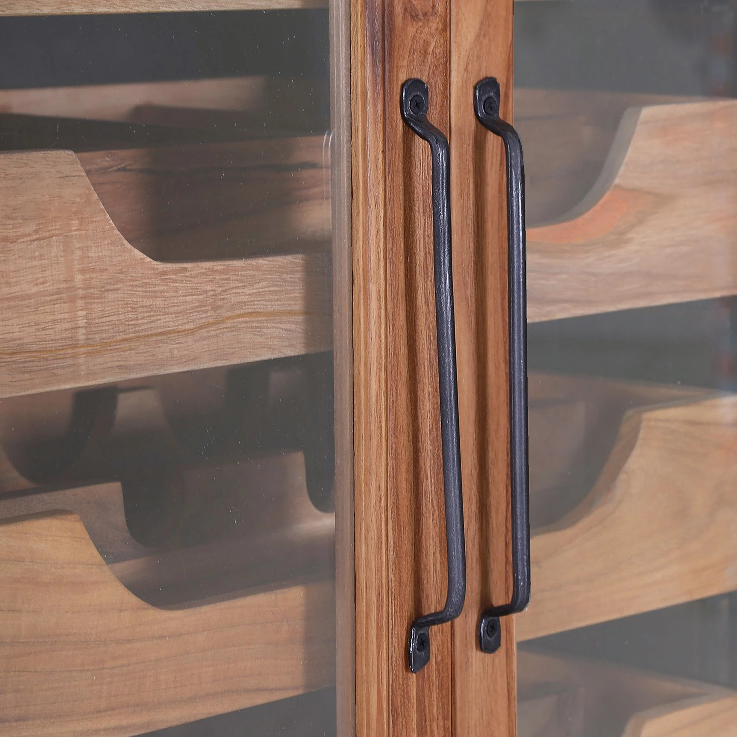 Red Living Armoire à vin Viessoix - Teck massif et acacia massif / Fer - Teck / Anthracite 7 Red Living Armoire à vin Viessoix - Teck massif et acacia massif / Fer - Teck / Anthracite – Image 7