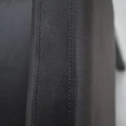 Velvet Studio Chaise à accoudoirs Meaux - Velours / Hêtre massif -Anthracite / Noir 10 Velvet Studio Chaise à accoudoirs Meaux - Velours / Hêtre massif -Anthracite / Noir -Meubles de salle à manger Soldes Magasin 1000241546 210121 14210600010 DETAILS P000000001000241546
