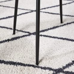 Mørteens Chaises Reallon (lot de 2) - Imitation cuir / Fer - Gris / Noir -Meubles de salle à manger Soldes Magasin 1000244973 220408 033 DETAILS P000000001000244973