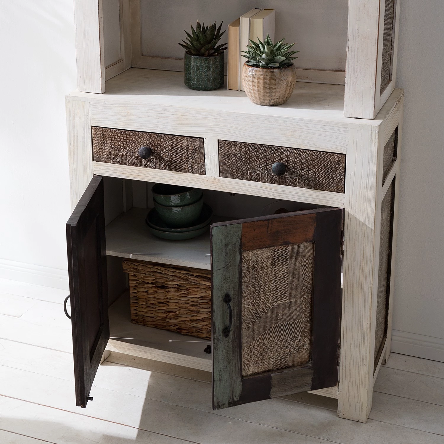 Wolf-Möbel Buffet Goa White - Partiellement en manguier massif - Manguier vintage blanc 3 Wolf-Möbel Buffet Goa White - Partiellement en manguier massif - Manguier vintage blanc – Image 3