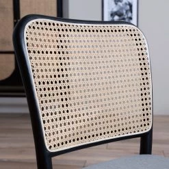 Studio Copenhagen Chaises Cutis (lot de 2) - Rotin et tissu / Hêtre massif - Gris lumineux 23 Studio Copenhagen Chaises Cutis (lot de 2) - Rotin et tissu / Hêtre massif - Gris lumineux -Meubles de salle à manger Soldes Magasin 1000273457 220819 030 DETAILS P000000001000273457